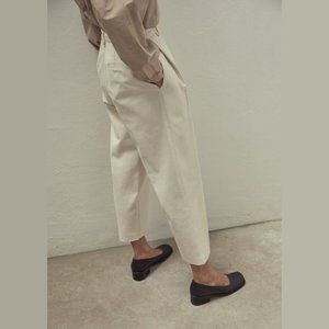 Amomento Garconne Pants
